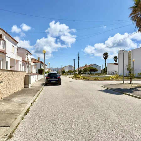 בית נופש Casa Da Duna Supertubos אנטוגויה דה באלייה